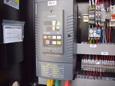 模溫機控制方式有哪些？「歐能機械」可定制模擬量輸出