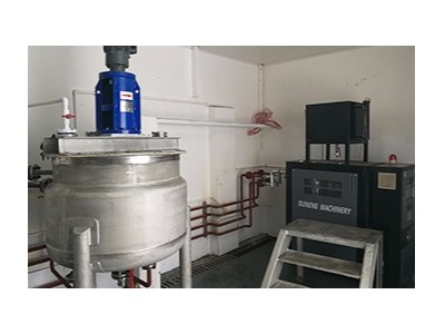 500L的反應(yīng)釜控溫采用那種方式？