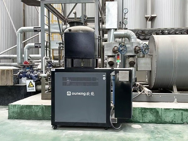 電加熱導(dǎo)熱油爐在瀝青管道控溫的應(yīng)用案例「歐能機(jī)械」
