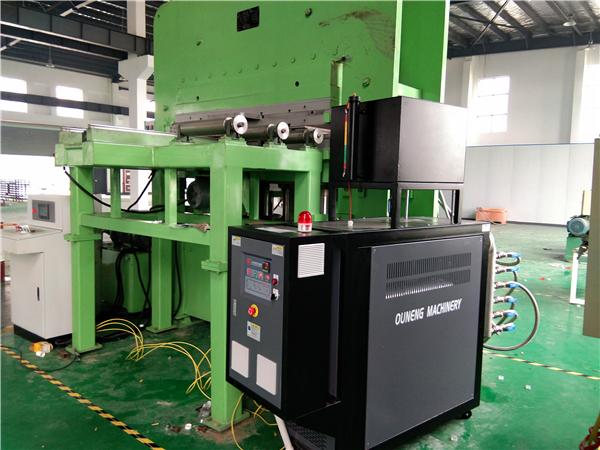 硫化機(jī)專(zhuān)用油溫機(jī)