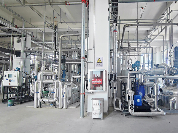 用TCU溫控系統(tǒng)控溫，穩(wěn)定又降本