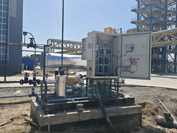 再沸器控溫撬裝防爆導(dǎo)熱油電加熱器